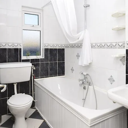 310 - Holiday home *